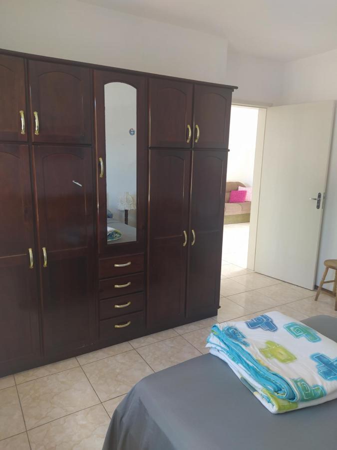 Apto 01 Apartamento